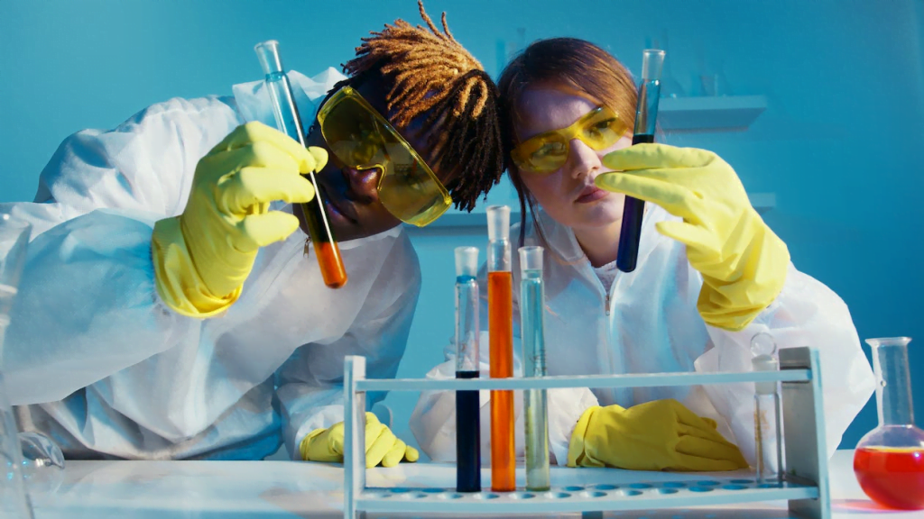 Cold chain monitoring for pharmaceuticals