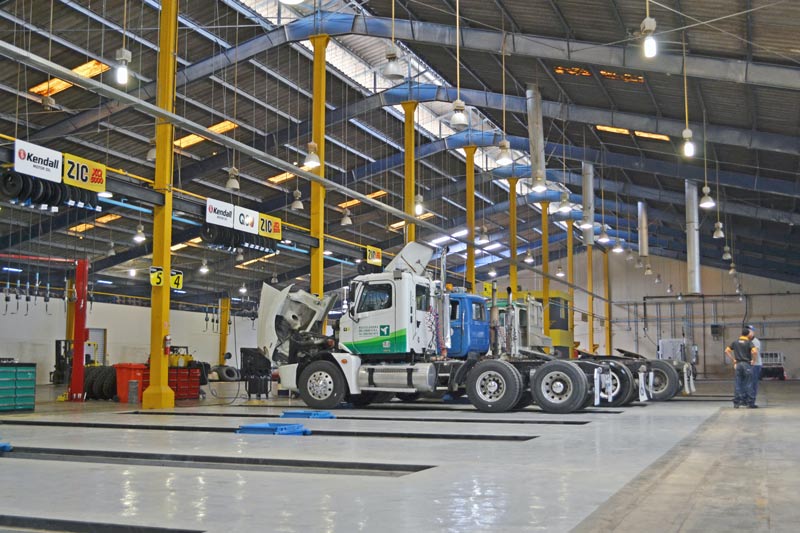 Exploring Edge Computing in IoT : The Fast Lane to Smart Technology 5 iot factory
