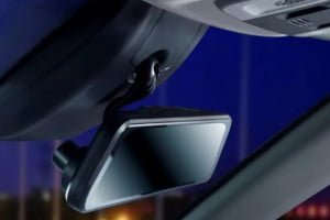 streaming rearview mirror