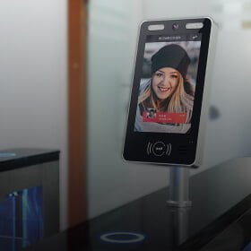 DSOM-010R-M RK3328 SoM with 2GB RAM and 16GB eMMC 10 Facial recognition devices